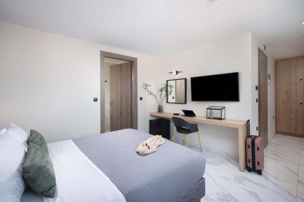 Enattica Hotel Atena